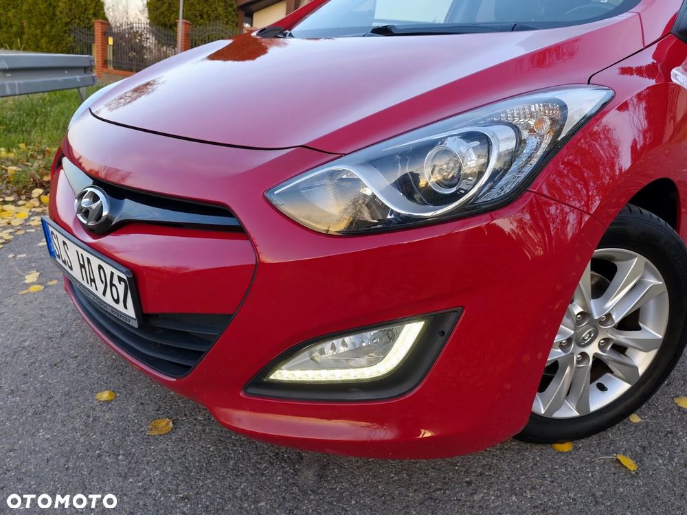 Hyundai i30 1.4 Intro Edition - 39