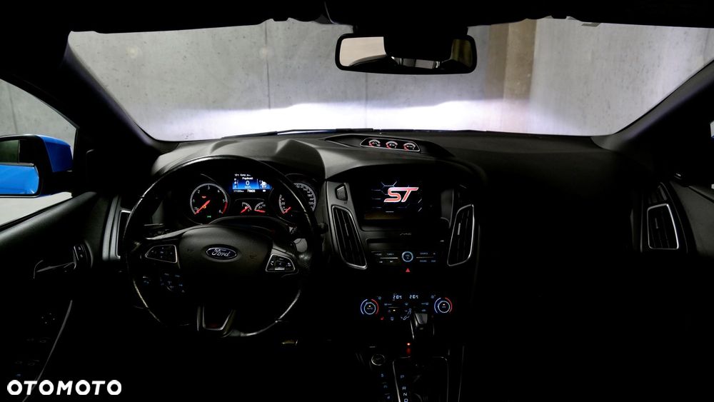 Ford Focus 2.0 TDCi ST PowerShift - 21