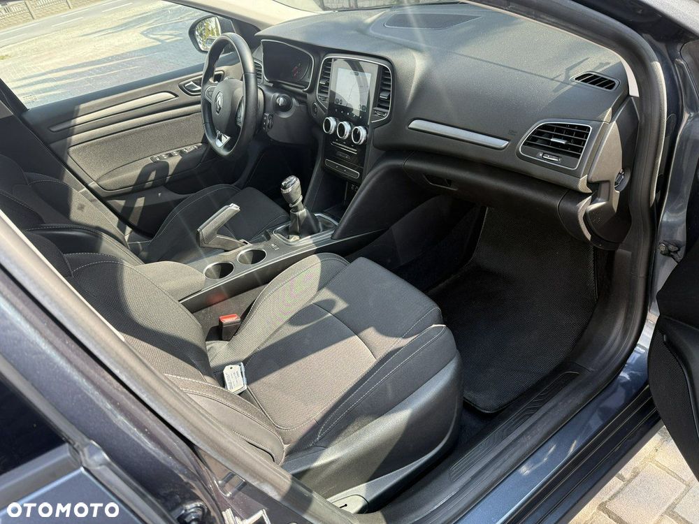 Renault Megane - 9