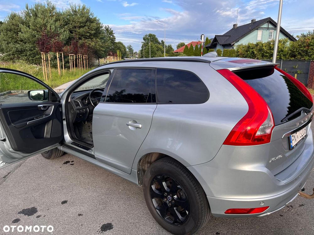 Volvo XC 60 D4 Drive-E Momentum - 26