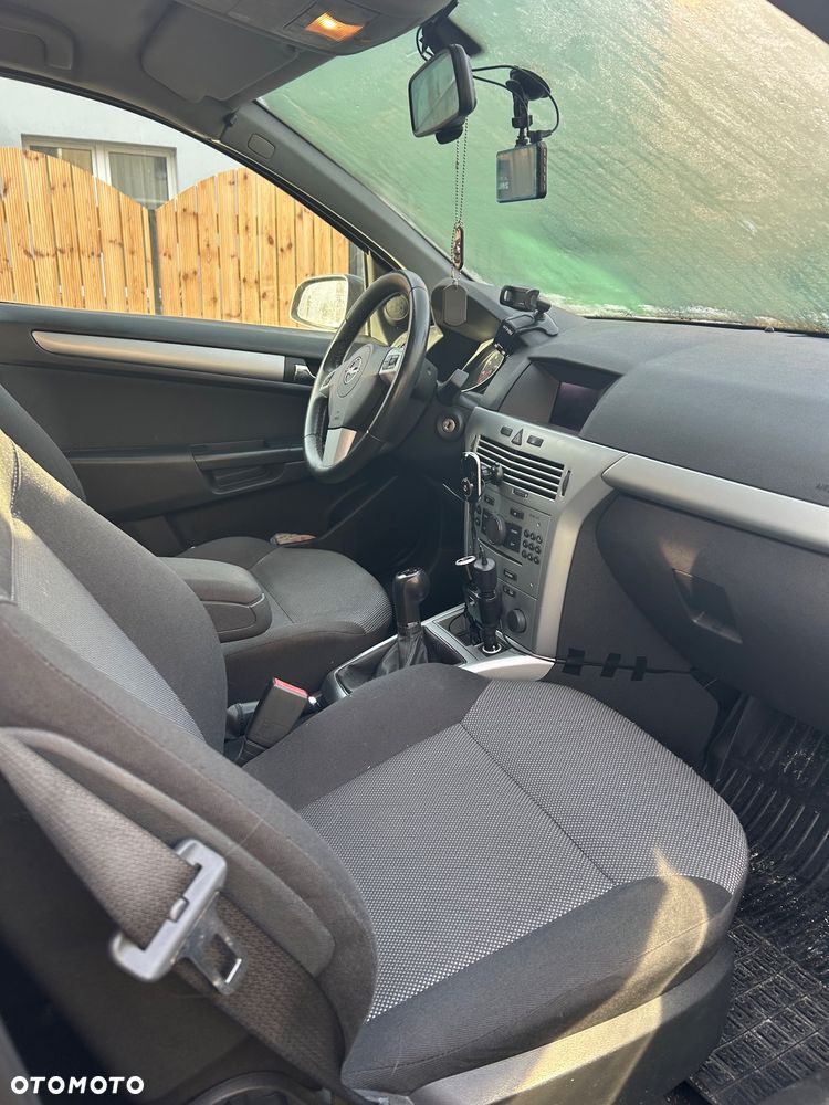 Opel Astra 1.6 Cosmo - 4