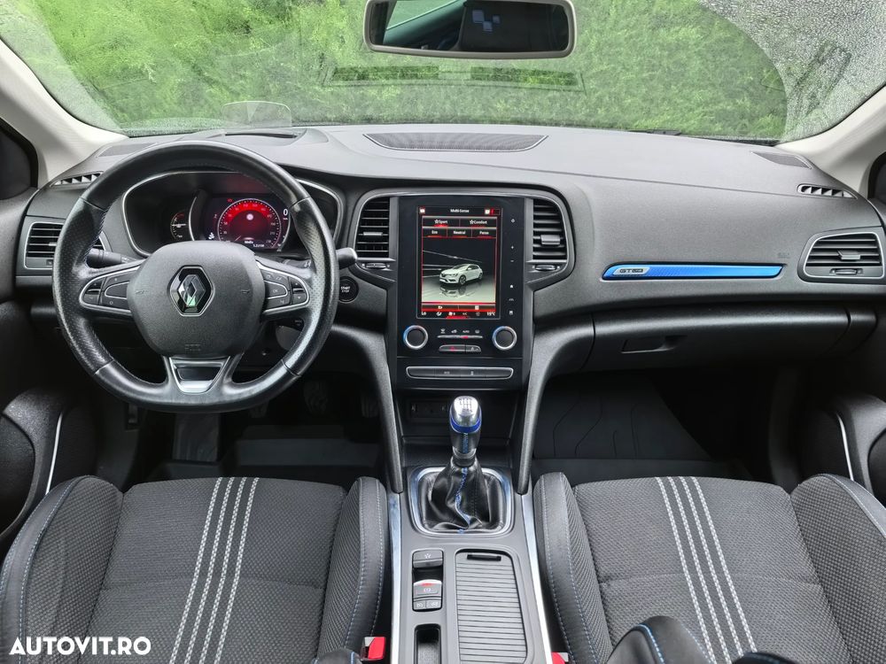 Renault Megane 2019 photo 5