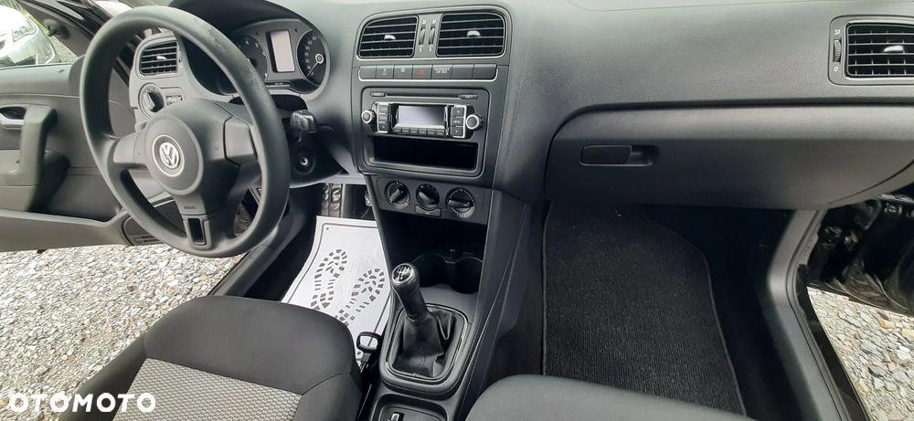 Volkswagen Polo - 32