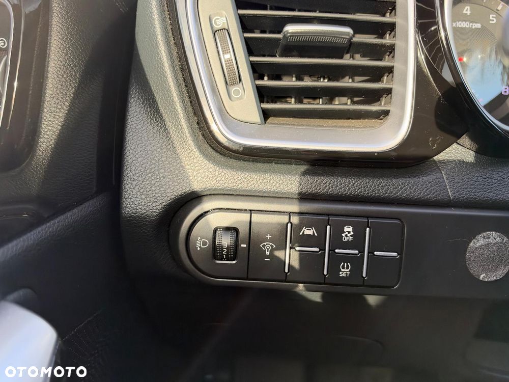 Kia Ceed 1.5 T-GDI L - 21