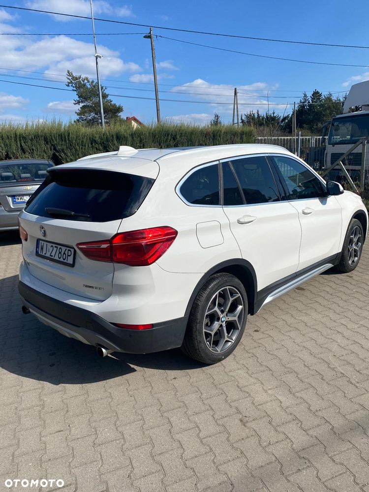 BMW X1 xDrive25i xLine - 3