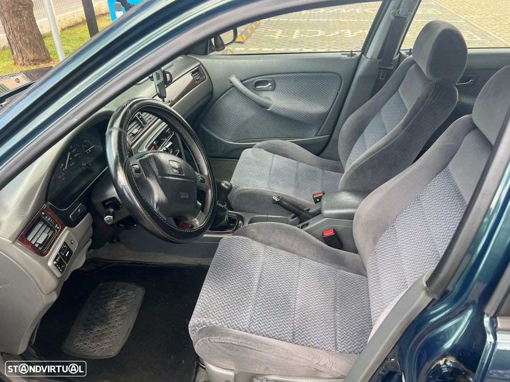 Honda Civic 1.5i - 8