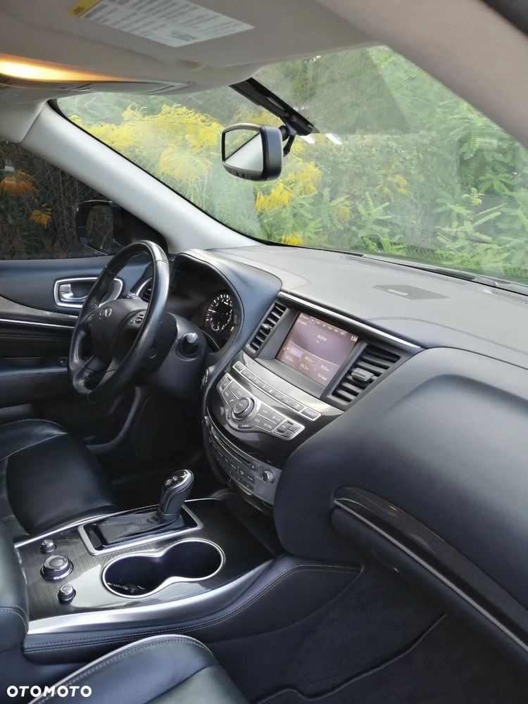Infiniti QX60 - 8