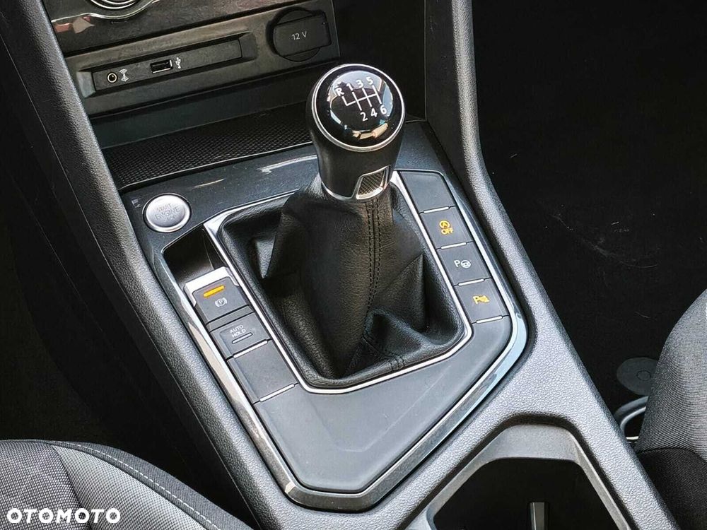 Volkswagen Tiguan 1.5 TSI EVO Comfortline - 24