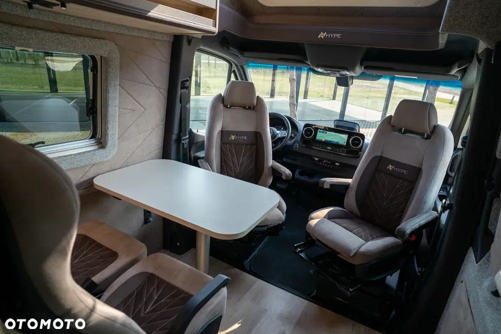 Mercedes-Benz Kamper Van Hype 700CVM - 29