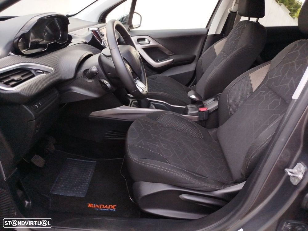 Peugeot 2008 1.6 BlueHDi Style - 25