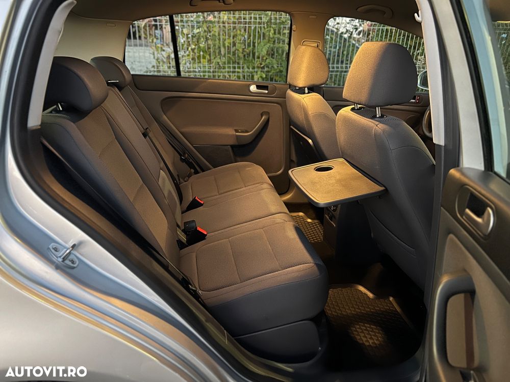 Volkswagen Golf Plus 1.6 Highline - 11