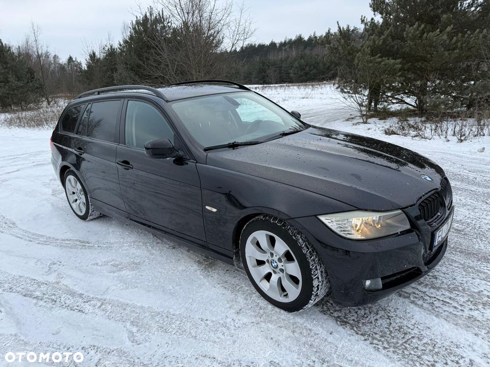 BMW Seria 3 318i - 1