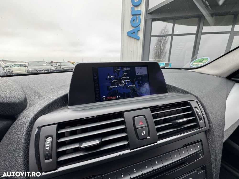 BMW Seria 1 118d - 26