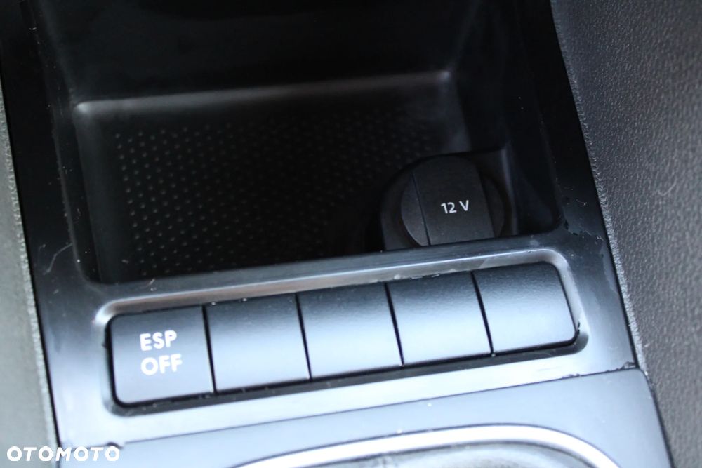 Volkswagen Golf 1.4 Style - 31