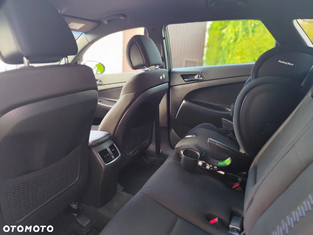 Hyundai Tucson 1.6 GDI BlueDrive GO 2WD - 8