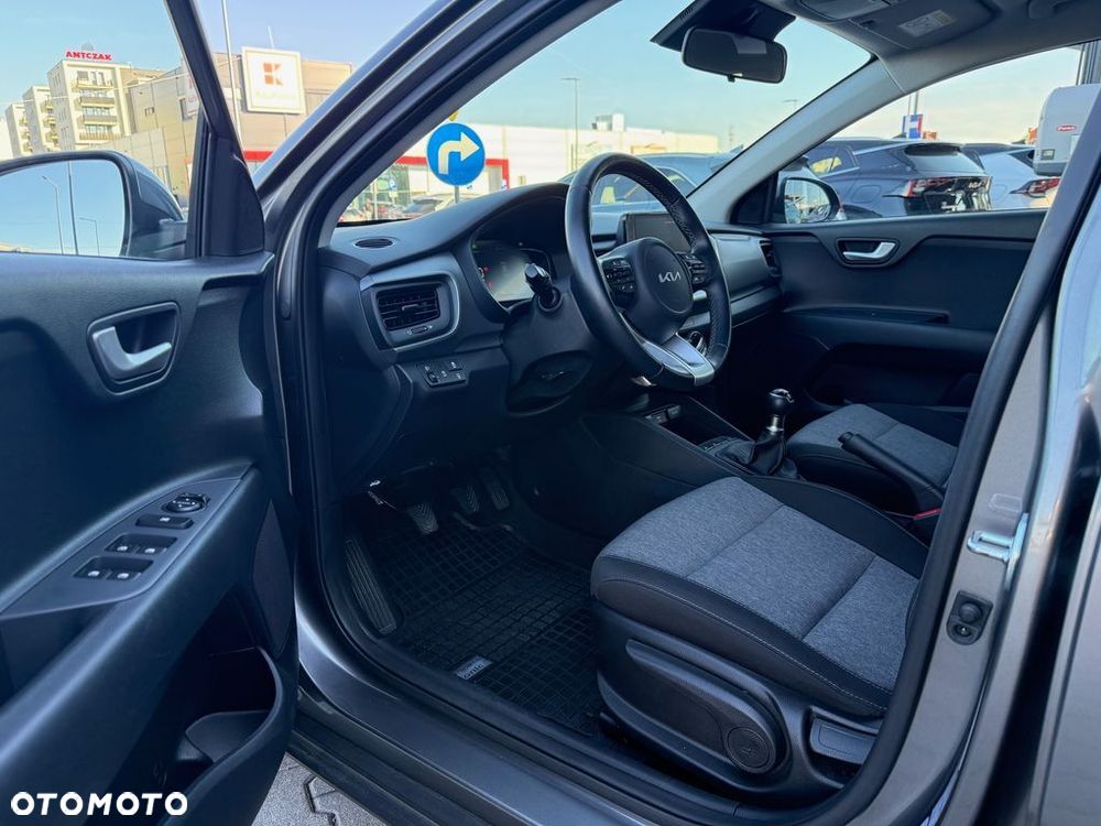 Kia Stonic 1.2 M - 14