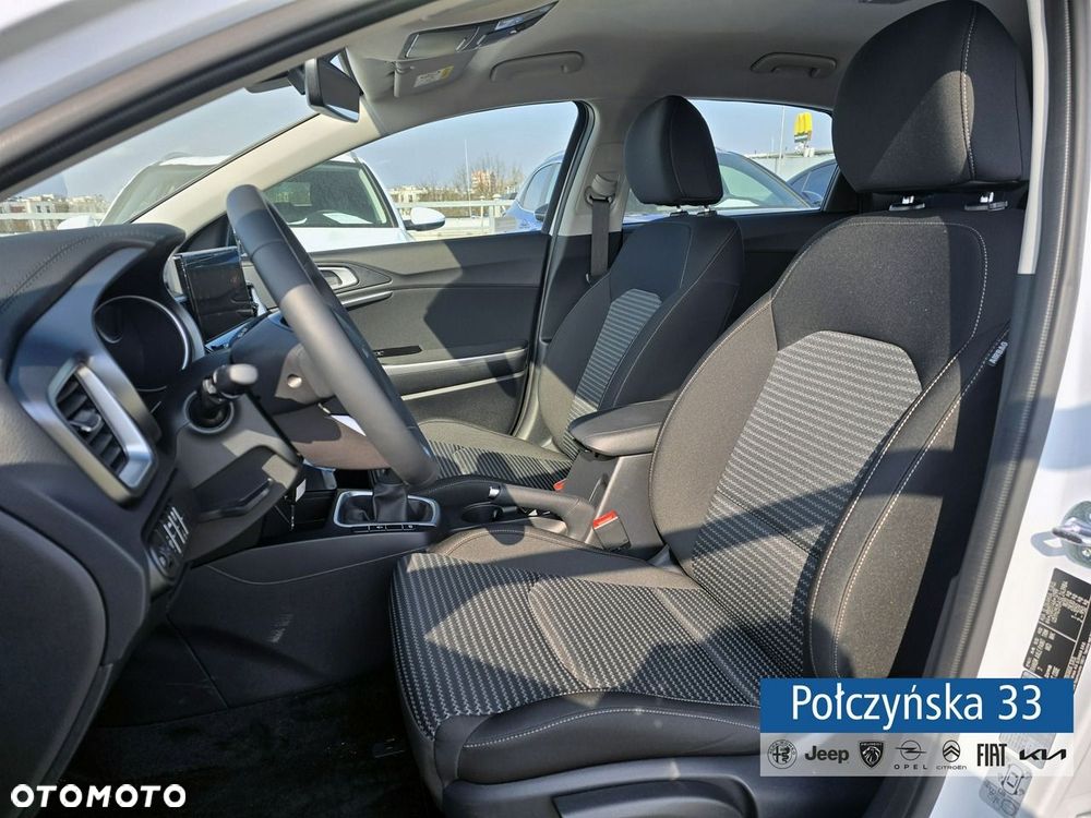 Kia Ceed - 15