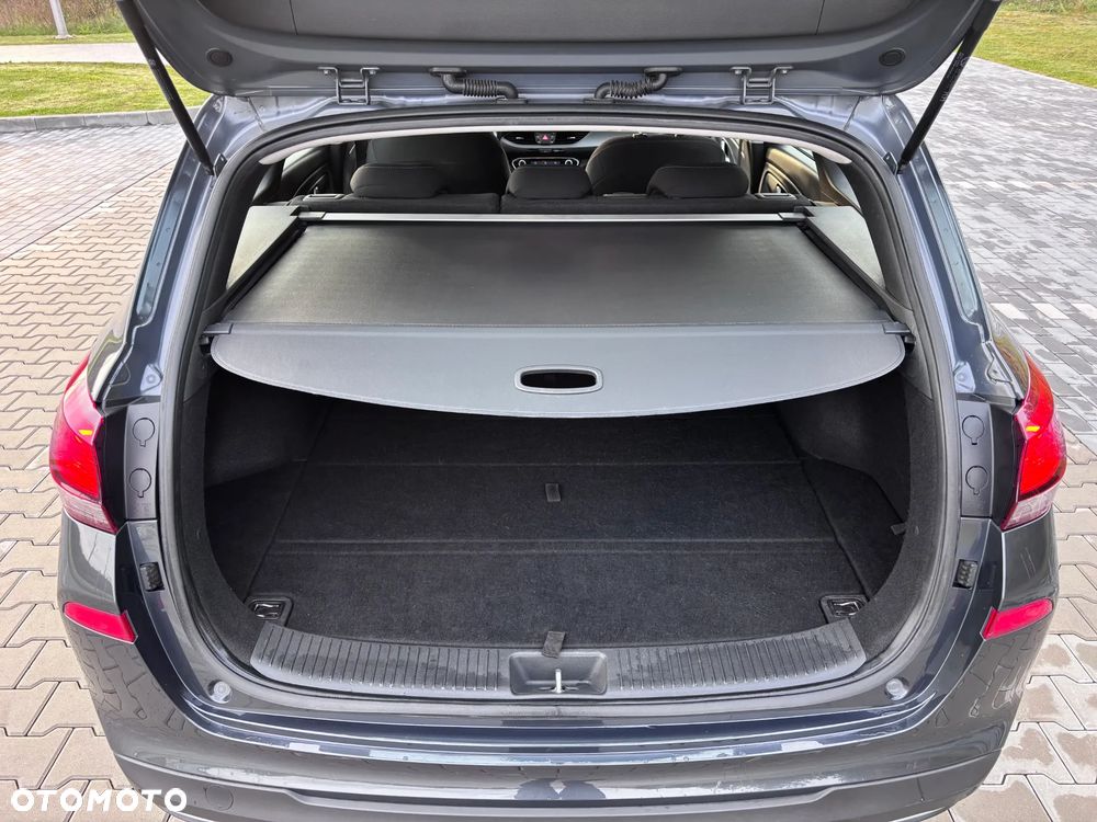 Hyundai i30 - 30