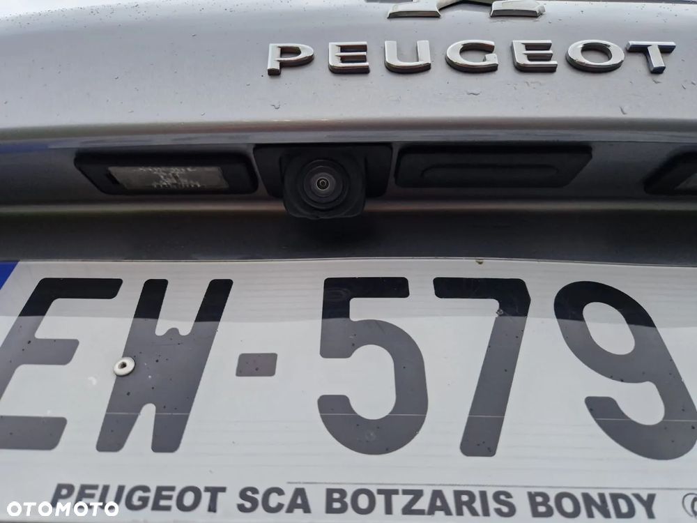 Peugeot 308 - 33