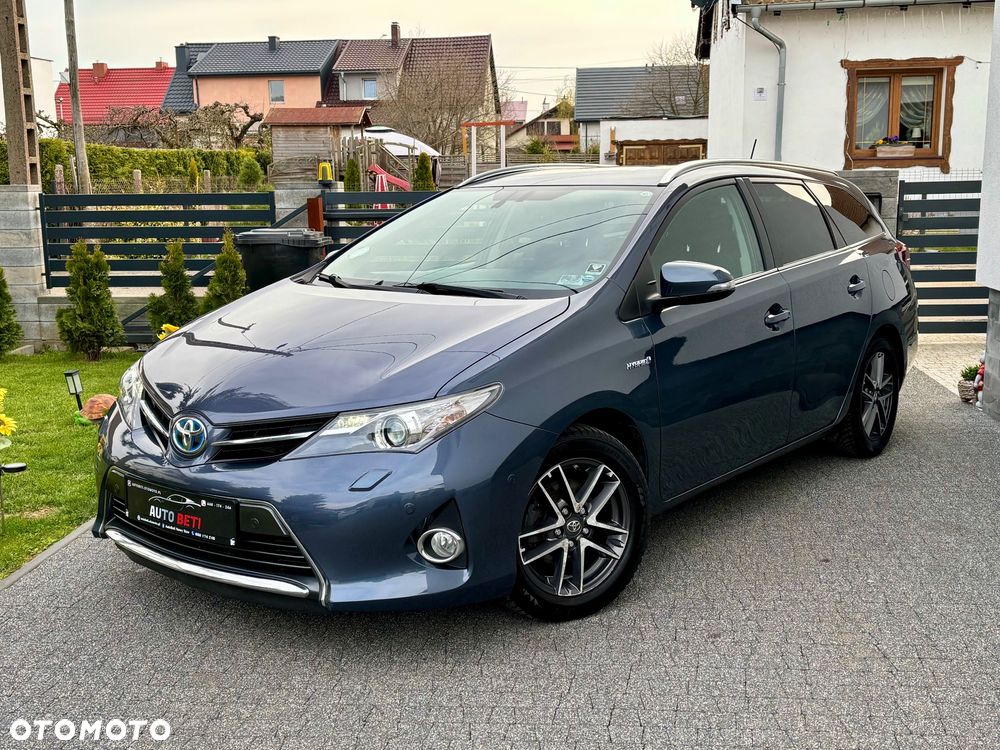 Toyota Auris 1.8 HSD Prestige NAVI - 10
