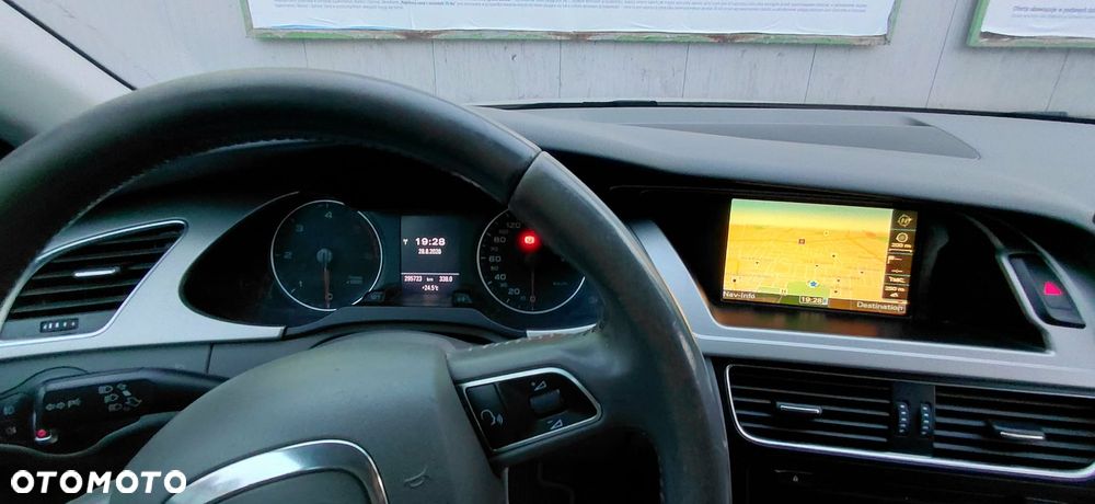 Audi A4 Avant 2.0 TDI DPF - 4