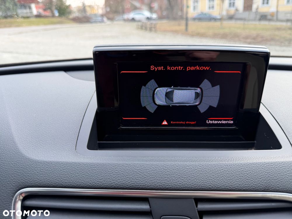 Audi Q3 2.0 TDI sport - 19