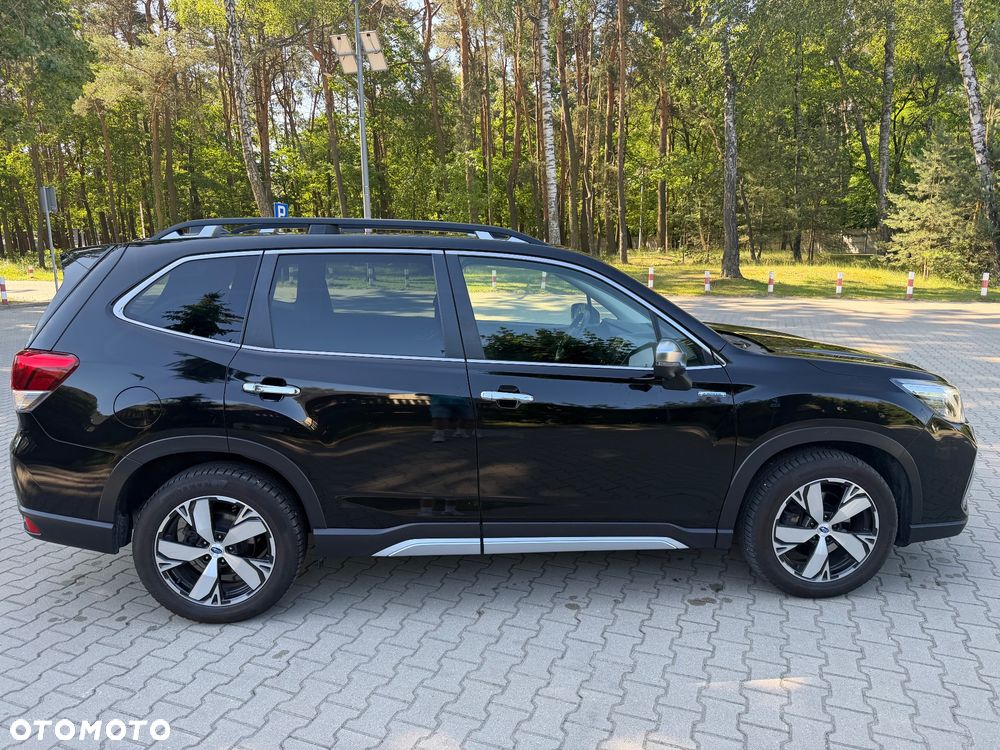 Subaru Forester 2.0i-L Platinum (EyeSight) Lineartronic - 4