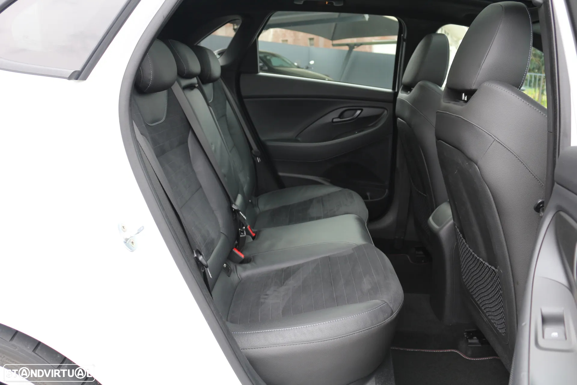Hyundai i30 N 2.0 T-GDi Performance Pack - 42