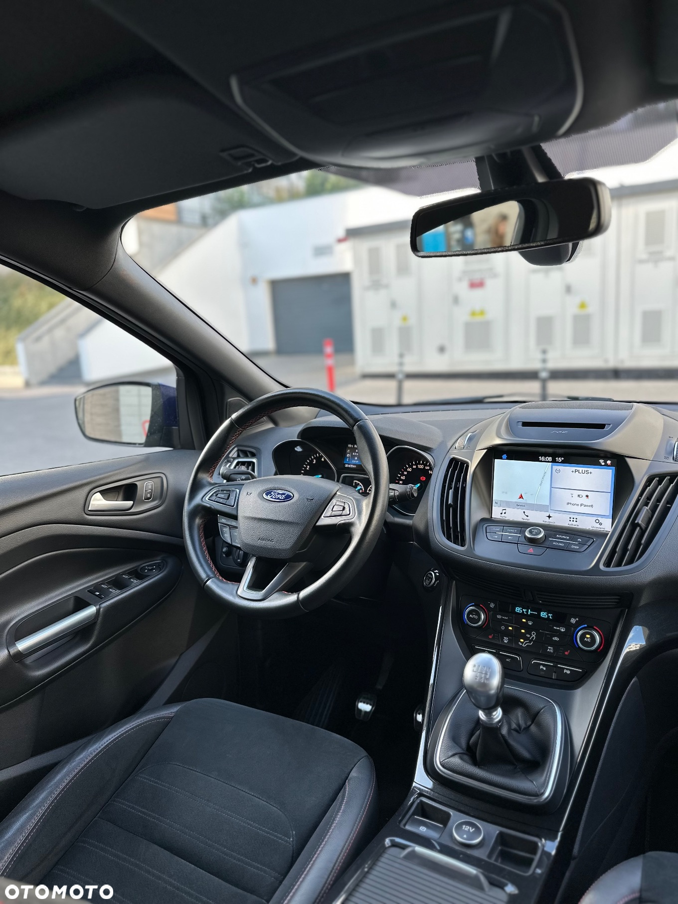 Ford Kuga 1.5 EcoBoost 2x4 ST-Line - 5