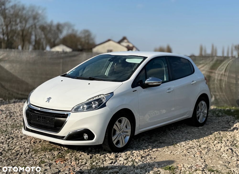 Peugeot 208 PureTech 82 Stop & Start Signature - 1