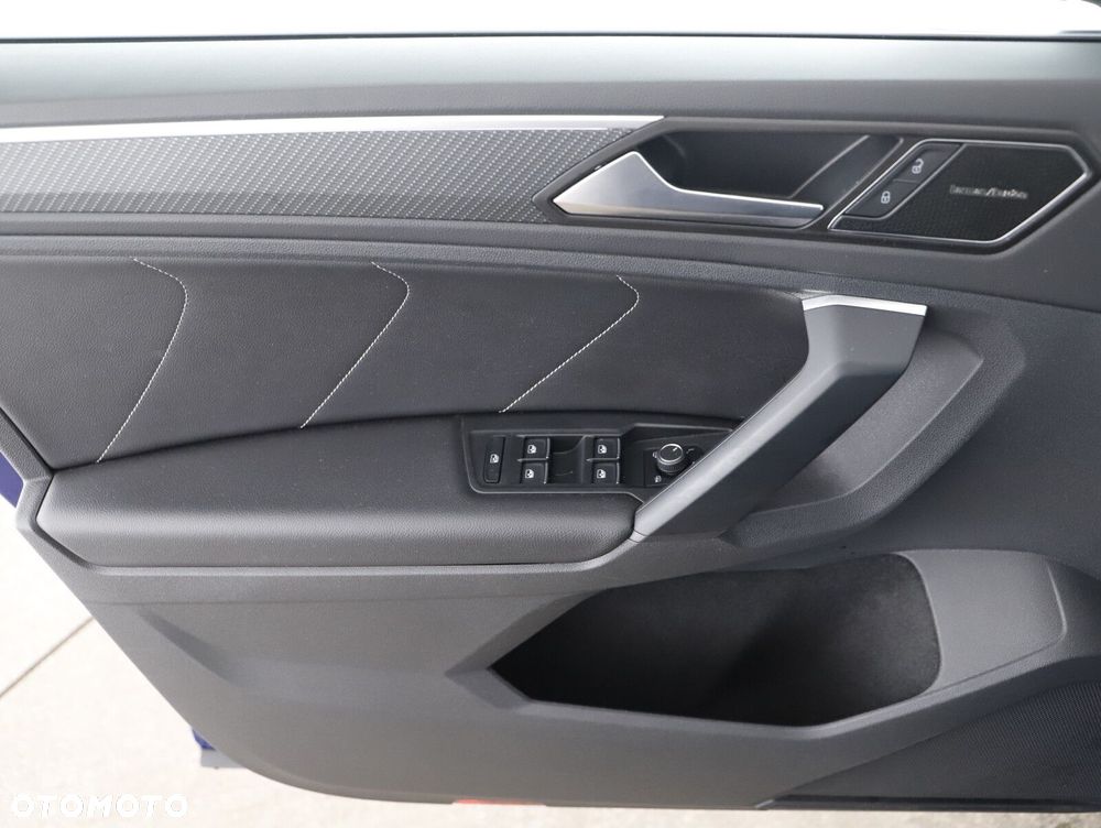 Volkswagen Tiguan - 19