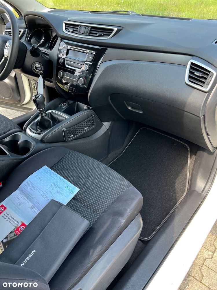 Nissan Qashqai 1.2 DIG-T Acenta EU6 - 21
