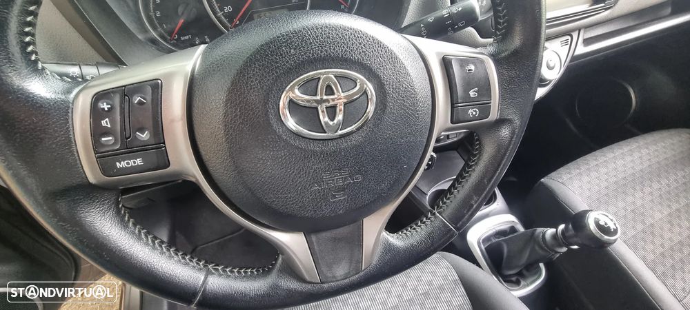 Toyota Yaris 1.4 D-4D Comfort+P.Style - 15