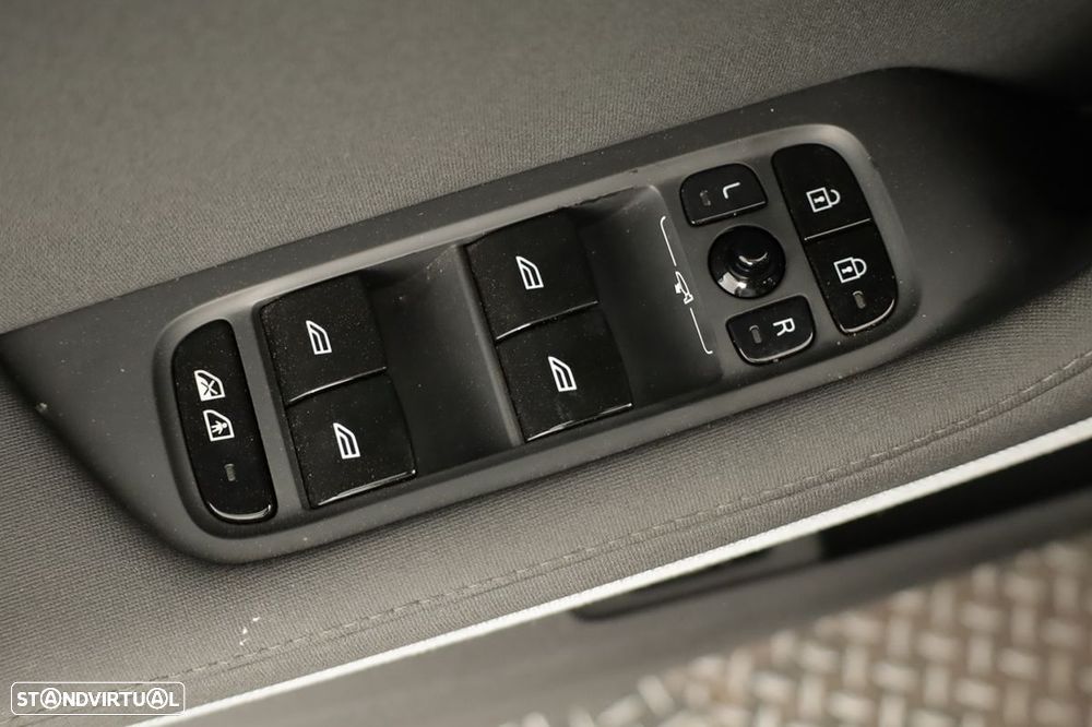 Polestar 2 Standard Range 70 kWh - 18