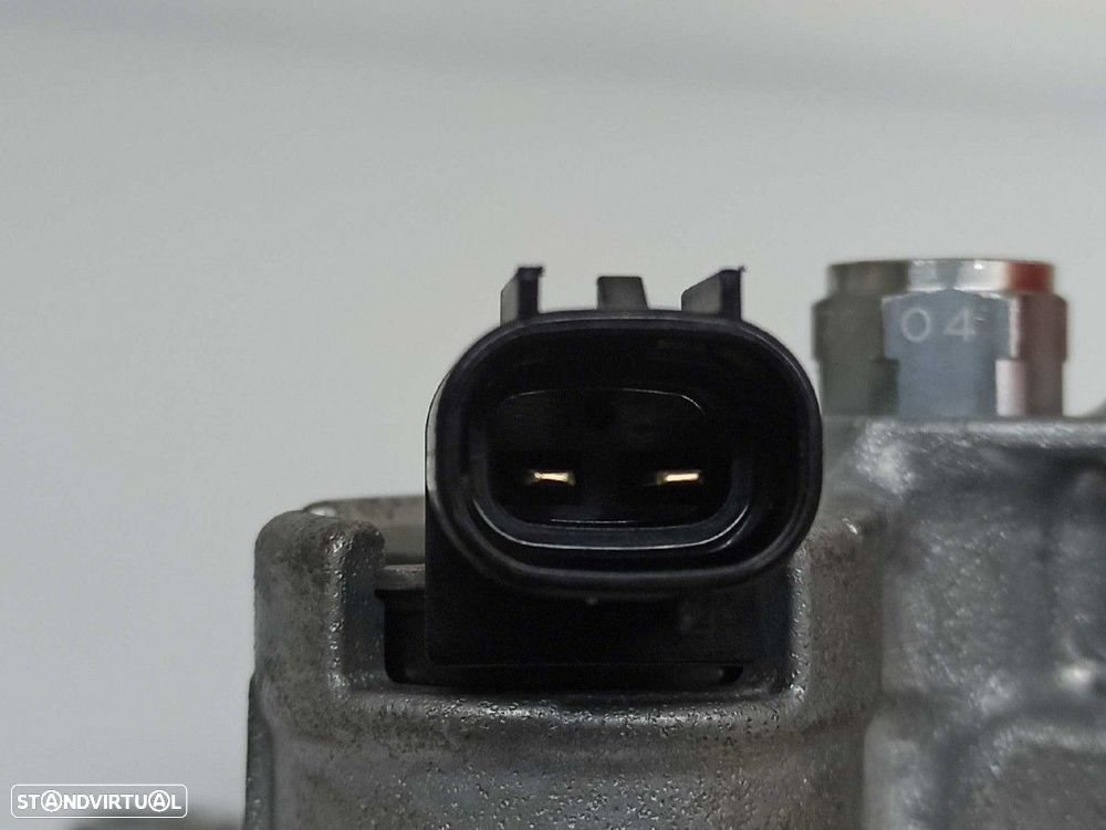 COMPRESSOR DE AR CONDICIONADO TOYOTA AURIS ACTIVE - 2