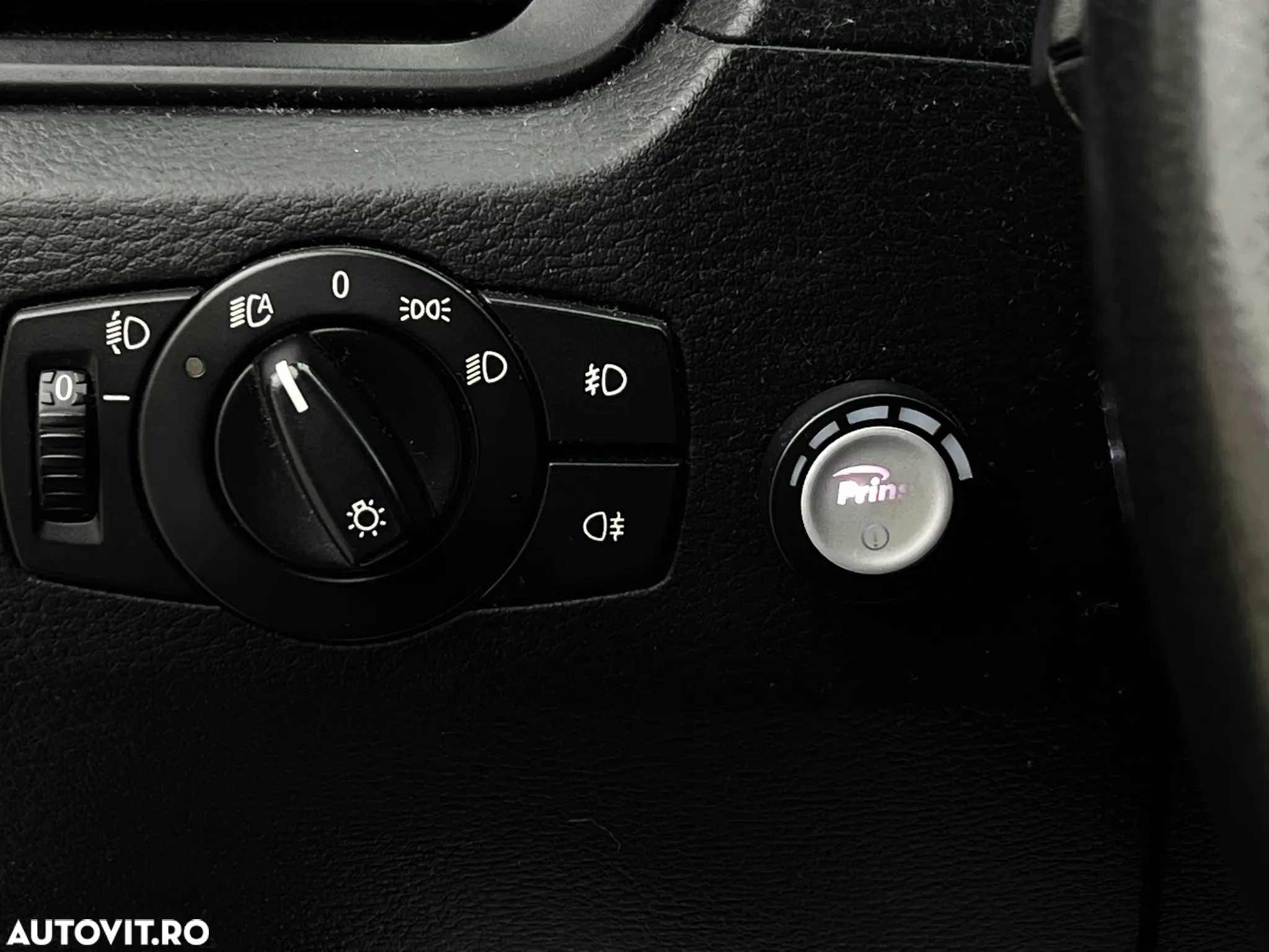 BMW X1 sDrive18i - 12