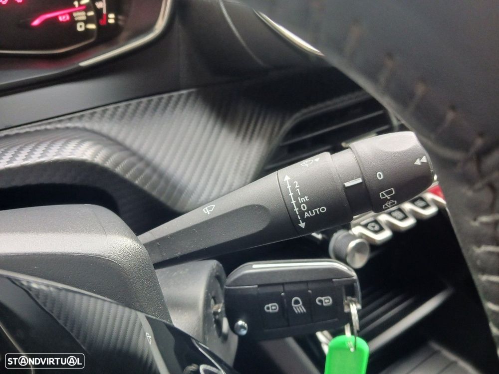 Peugeot 2008 1.2 PureTech Style - 28