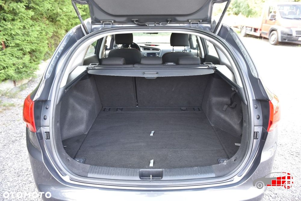 Kia Ceed Cee'd 1.6 GDI Business Line - 17
