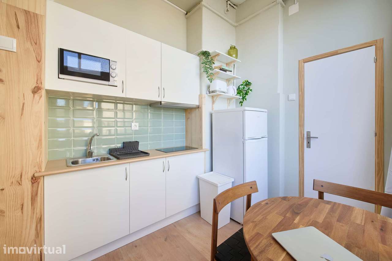Cosy Studio for Rent in Av. António Augusto Aguiar, Lisbon - Grande imagem: 4/14