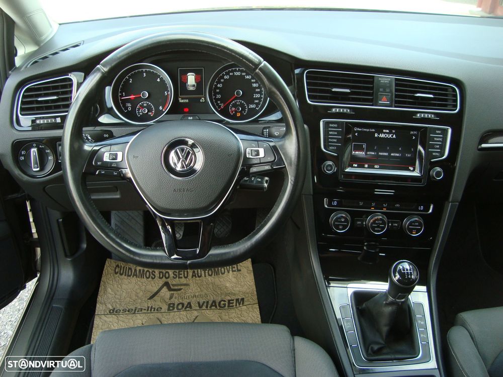 VW Golf - 16