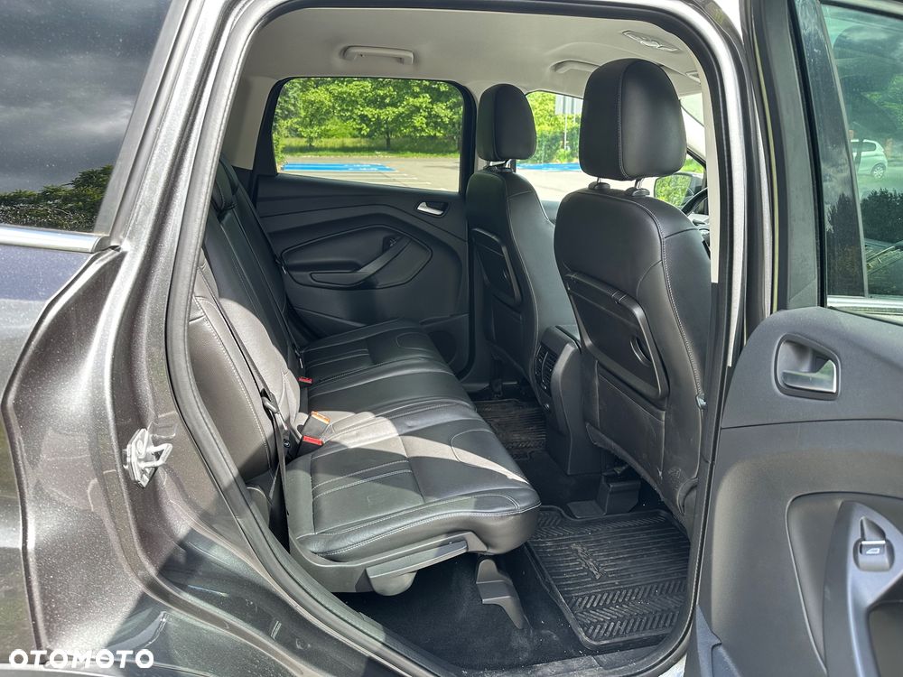 Ford Kuga - 11