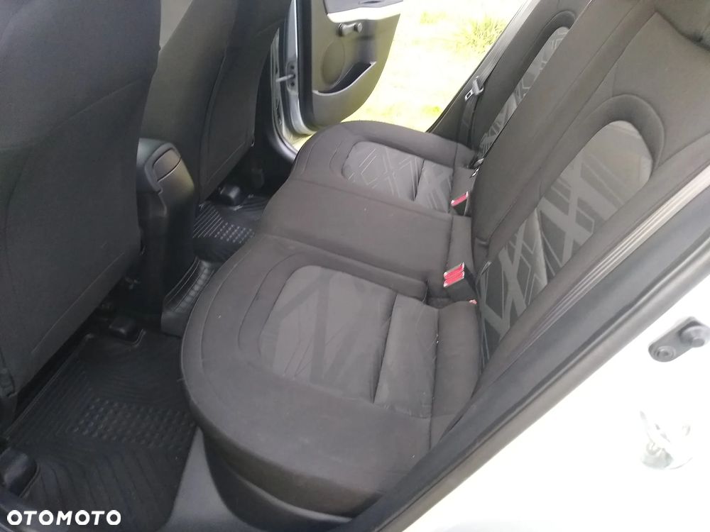 Kia Ceed - 18