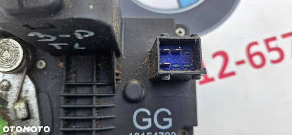 ZAMEK DRZWI CENTRALNY LEWY TYŁ OPEL CORSA C  13154793GG - 3