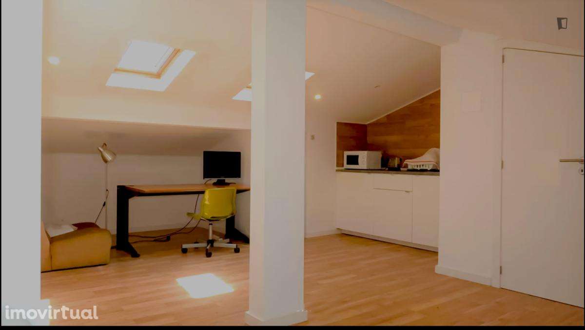 Quarto - localizado em Lisbon - Grande imagem: 2/9