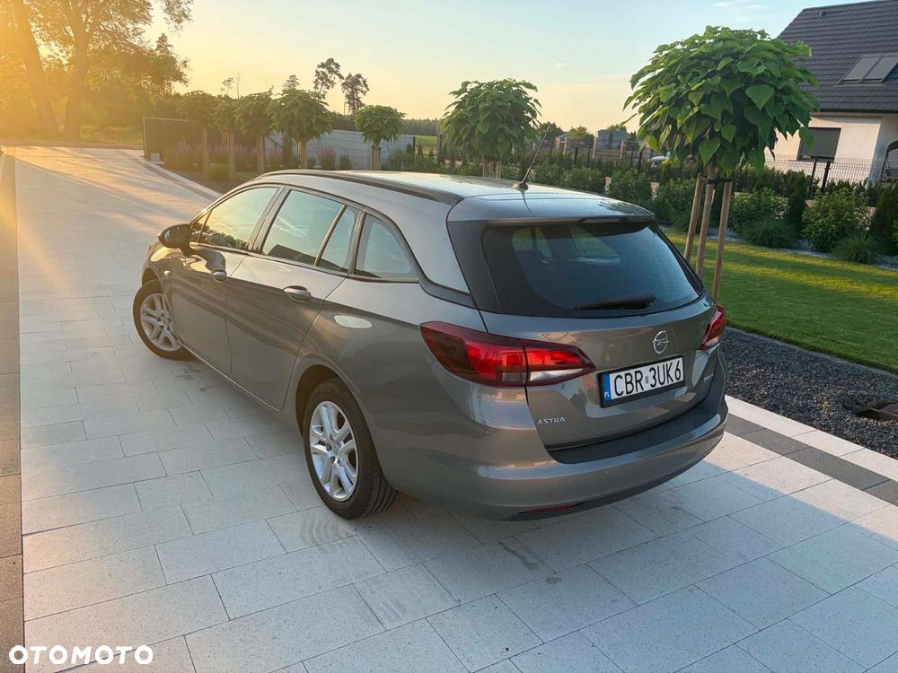 Opel Astra - 2