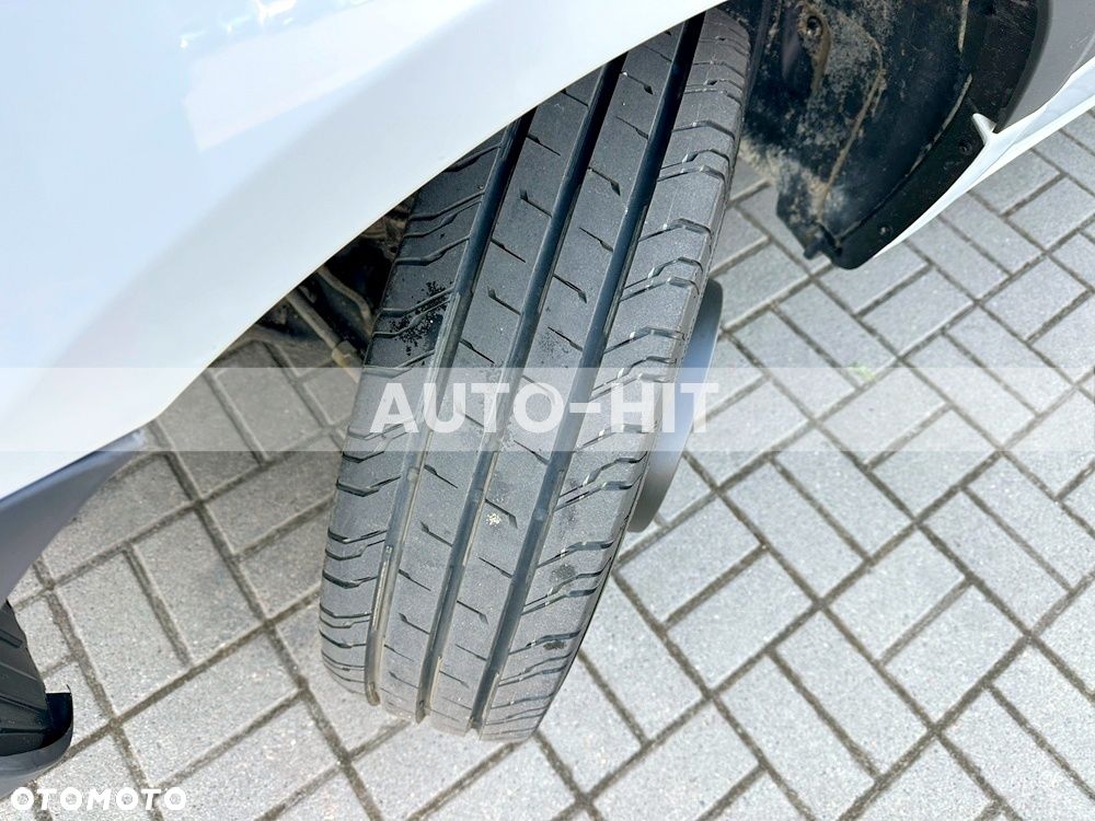 Mercedes-Benz Sprinter - 16