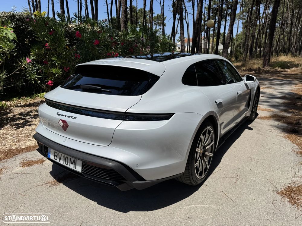 Porsche Taycan Sport Turismo GTS - 16