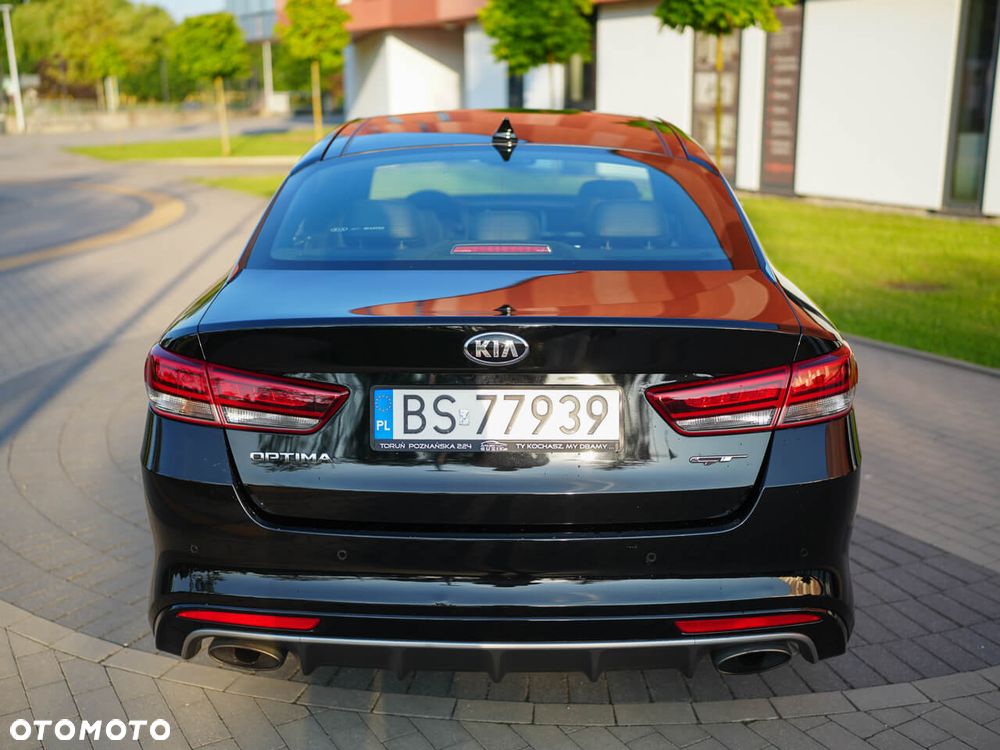 Kia Optima - 27