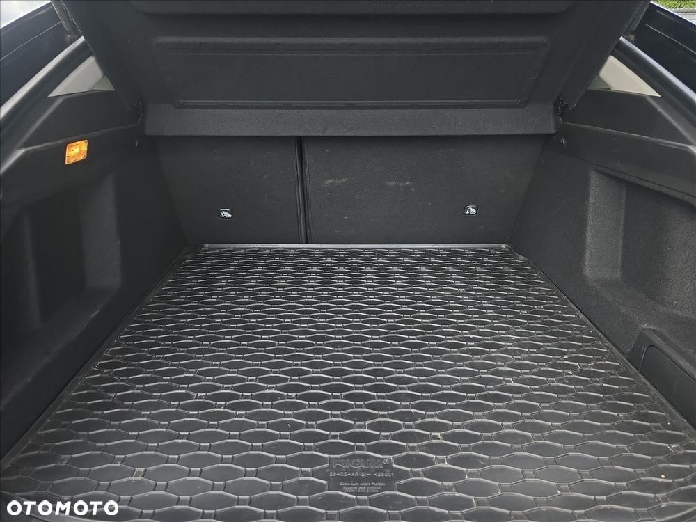 Renault Arkana 1.6 E-TECH Techno MMT - 19