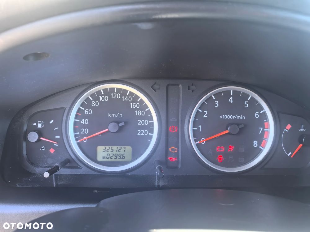 Nissan Almera 1.5 acenta PLUS - 5